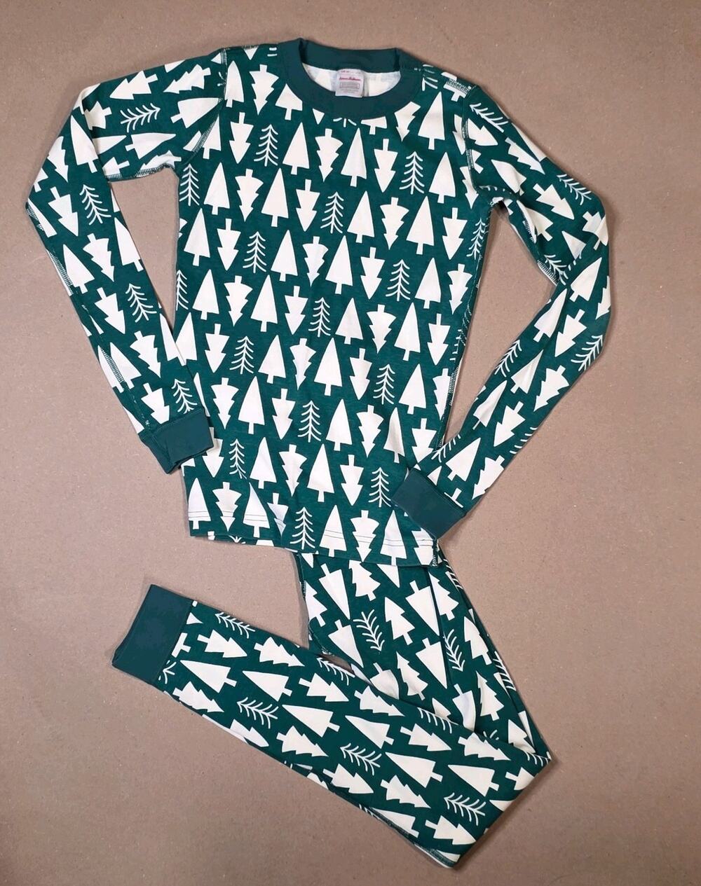 Hanna Anderson Green Christmas Tree Pajama Size 160 / Us 14-16 snug fit cotton